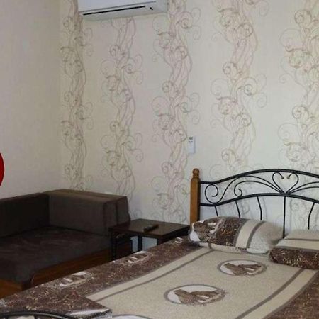 White House Hotel Gagra Buitenkant foto