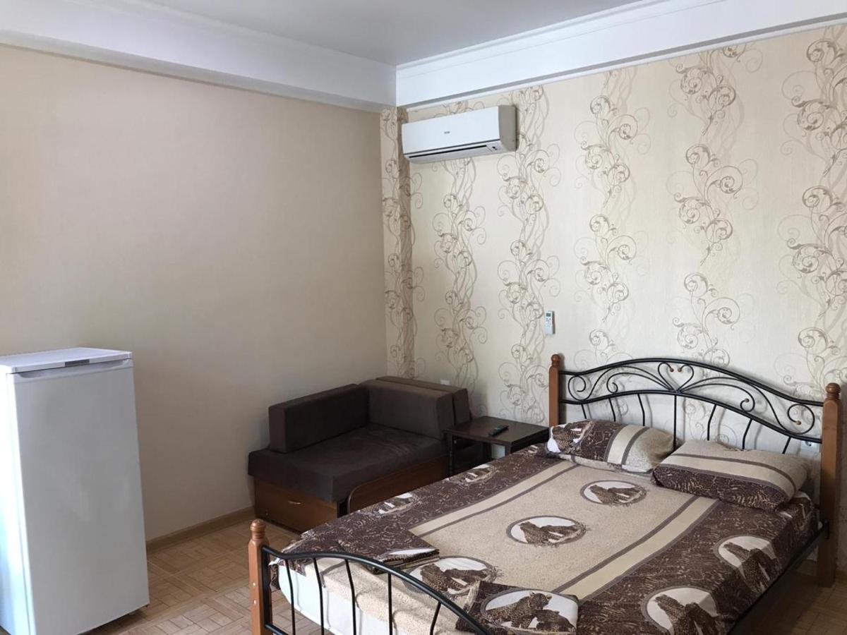 White House Hotel Gagra Buitenkant foto